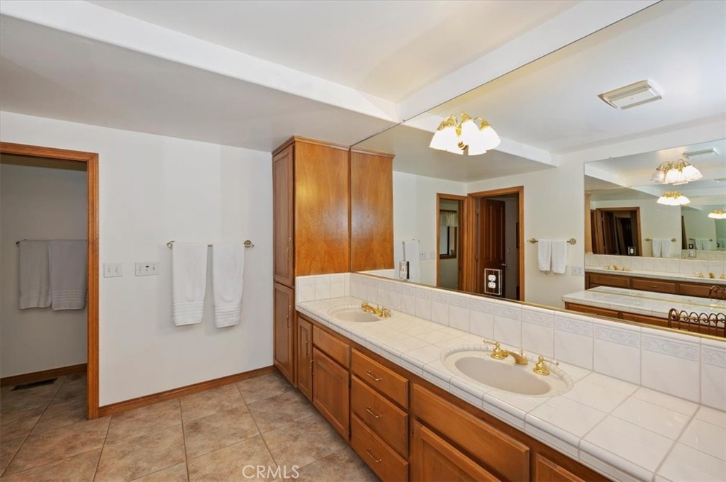27336 Alpen Property Photo 33