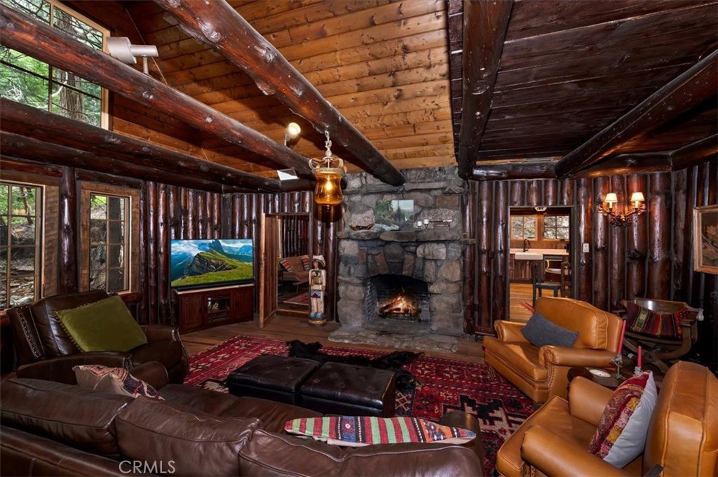 27331 State Highway 189 Property Photo 4