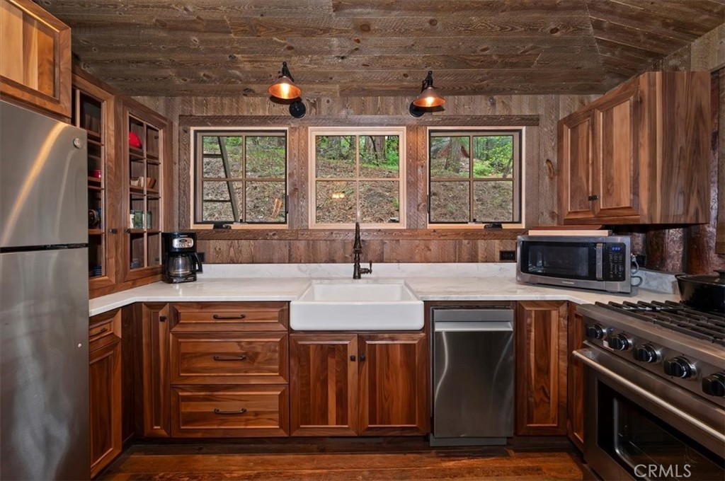 27331 State Highway 189 Property Photo 17