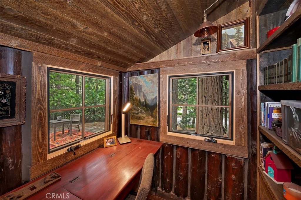 27331 State Highway 189 Property Photo 21