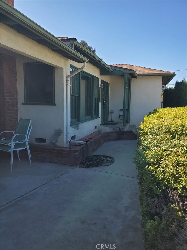 12557 5th Property Photo 2