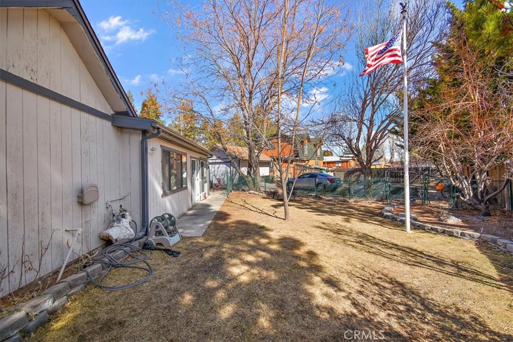 332 W Meadow Property Photo 27