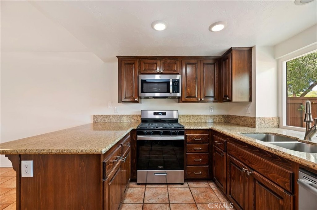 941 Inn Keeper D Property Photo 14