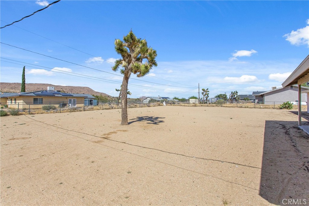 58146 Spring Property Photo 24
