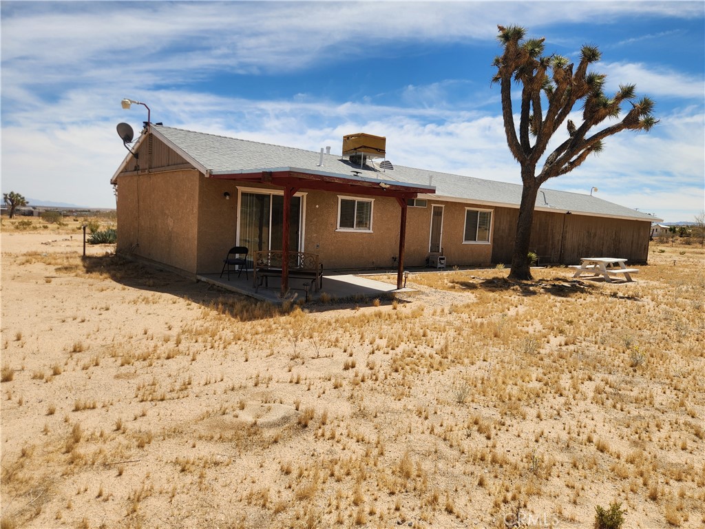 1050 Alta Avenue Property Photo 15