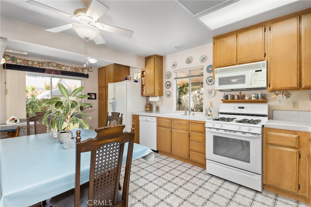 6058 Inverness Property Photo 9
