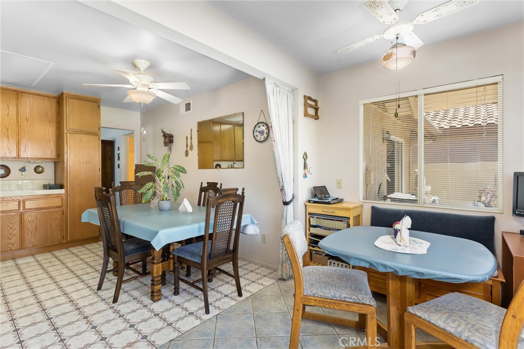 6058 Inverness Property Photo 10