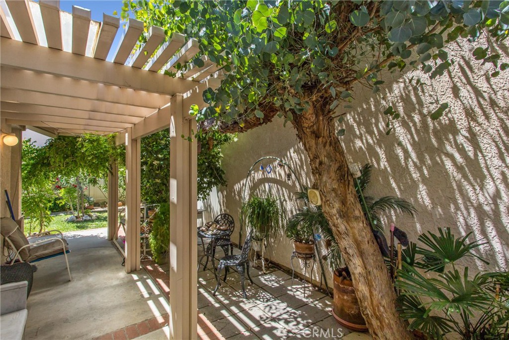 6058 Inverness Property Photo 26