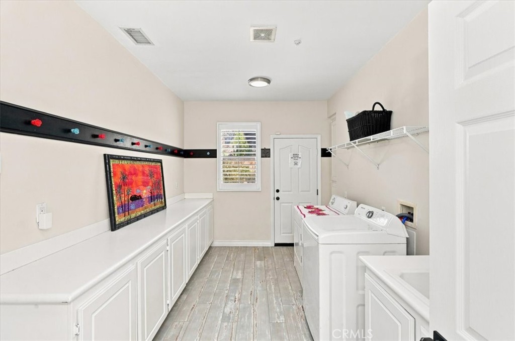 856 Harness Property Photo 27