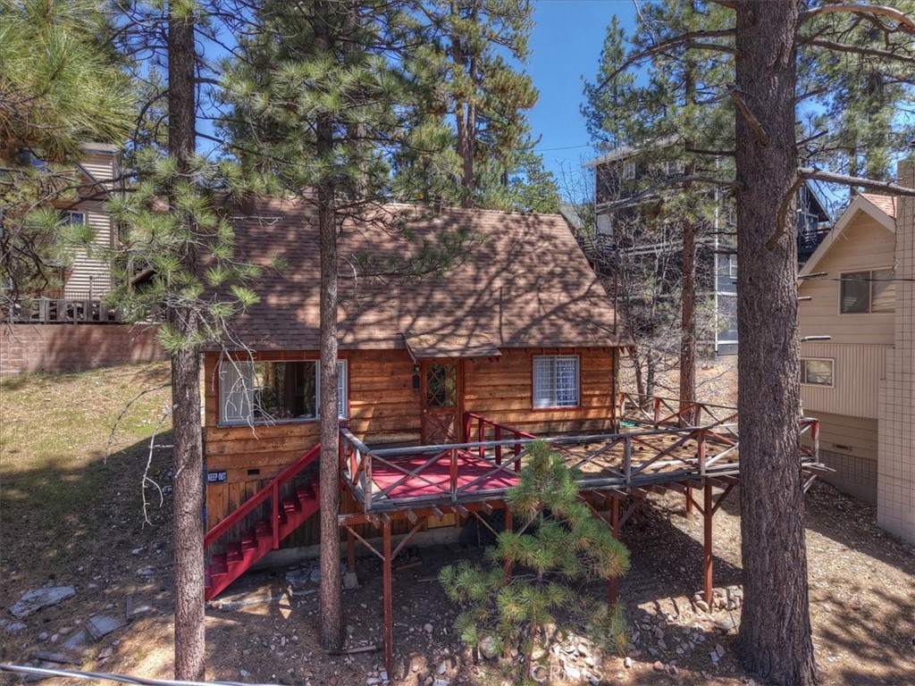 1014 Cherokee Property Photo 6