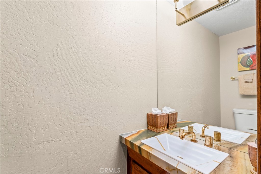 27563 West Shore Road Property Photo 39