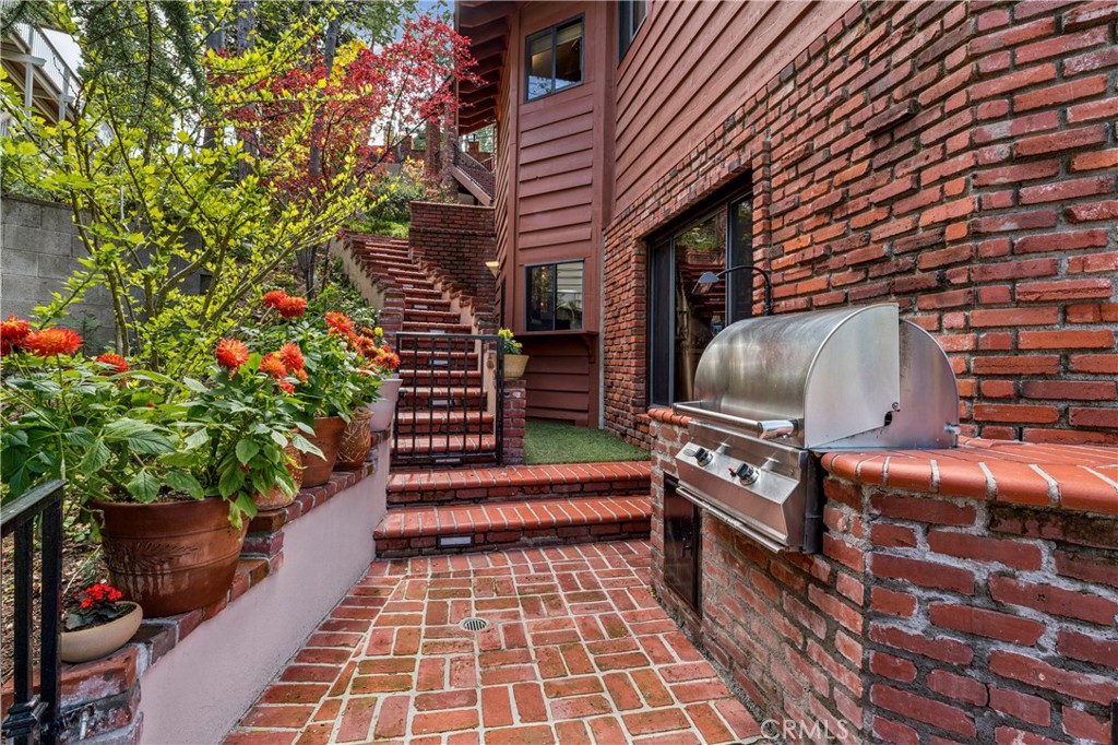 27563 West Shore Road Property Photo 43