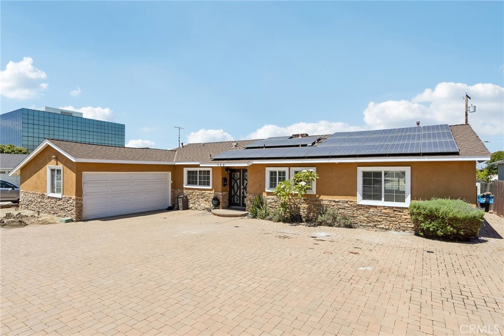 759 S Briargate Property Photo 3