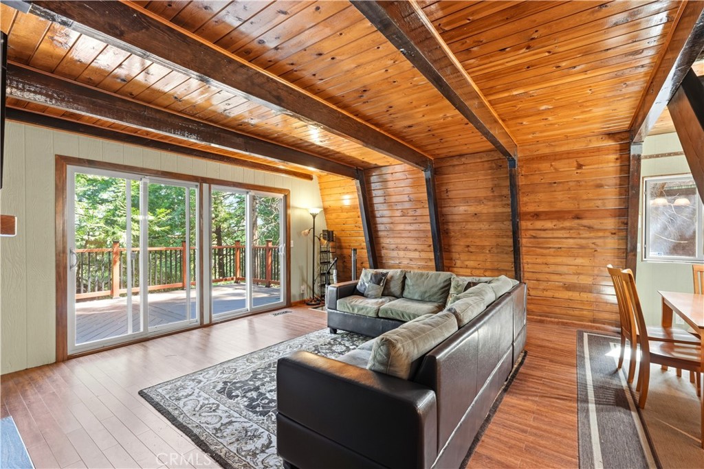 24091 Lakeview Property Photo 16