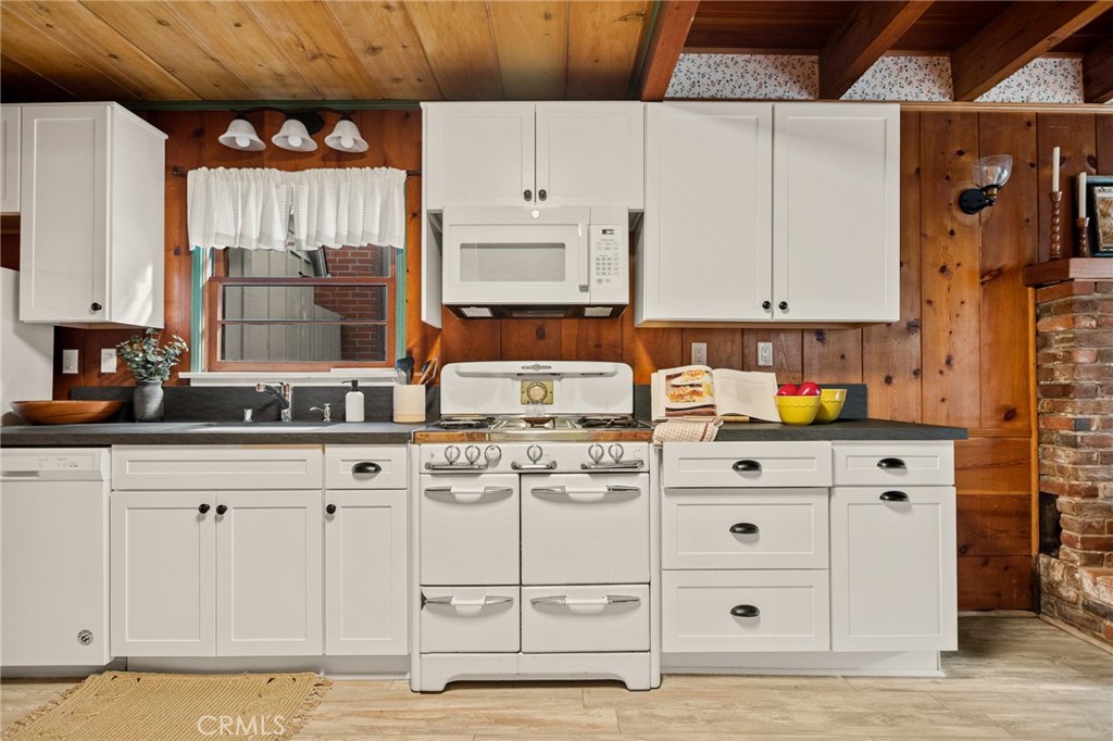 144 Marshall Road Property Photo 8