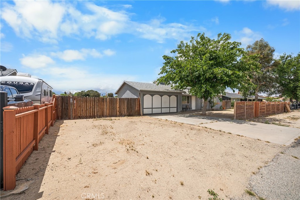17152 Schollview Avenue Property Photo 5