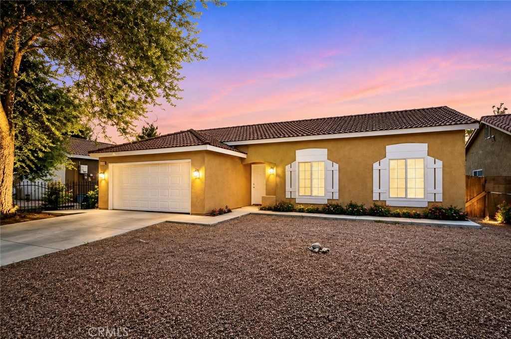 15036 Milford Property Photo 1