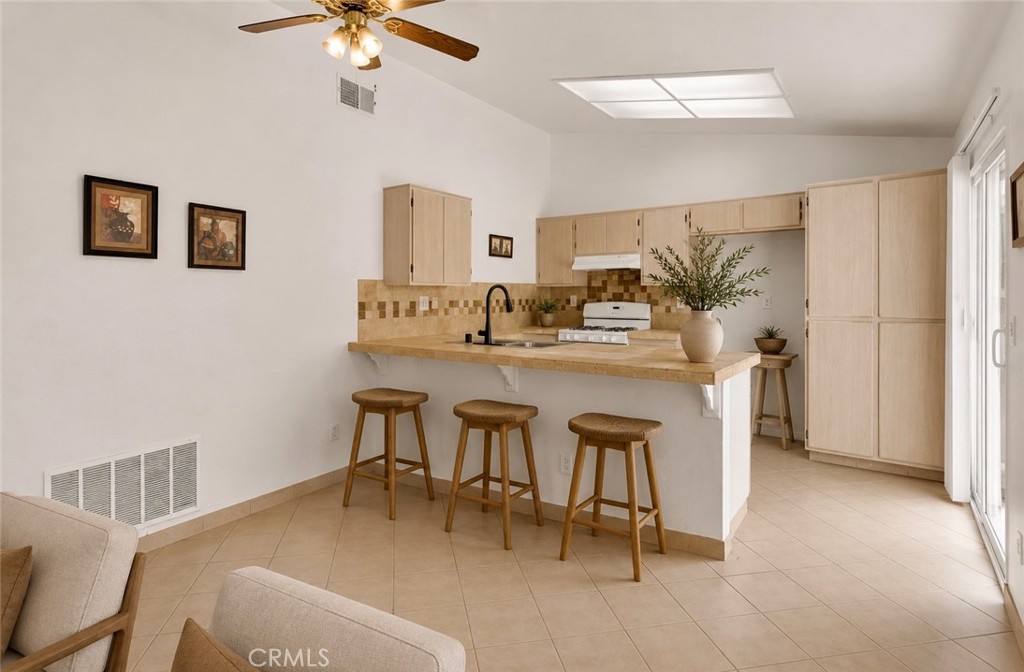 15036 Milford Property Photo 12