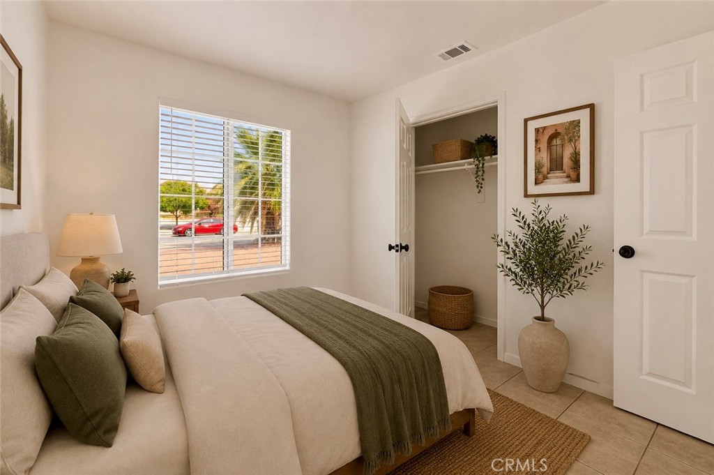 15036 Milford Property Photo 26