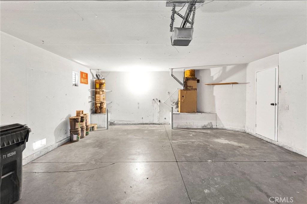 15036 Milford Property Photo 35