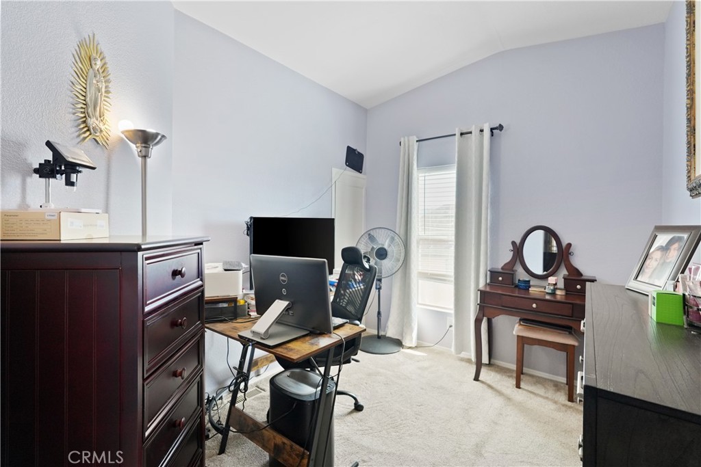 1212 W Pottery Property Photo 13