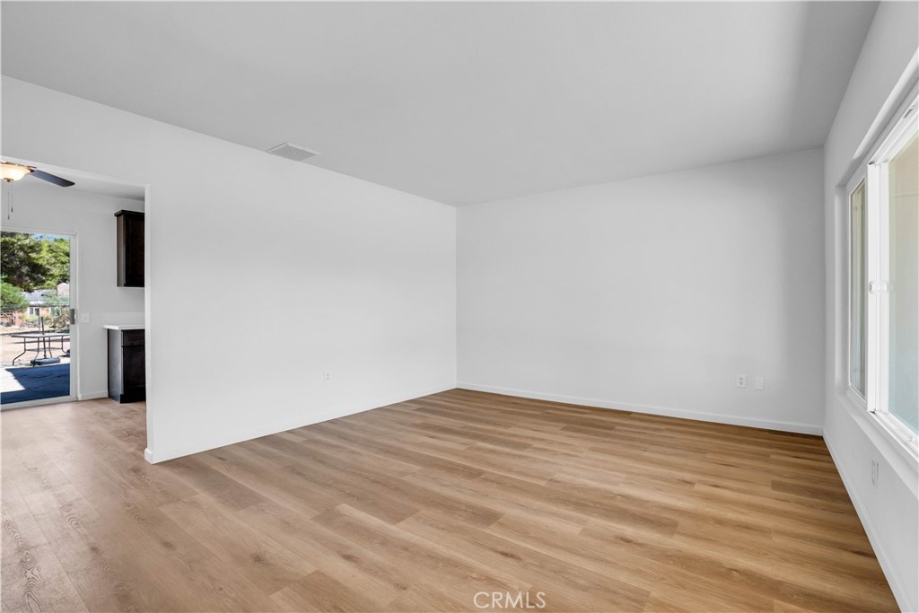 7453 Condalia Avenue Property Photo 10