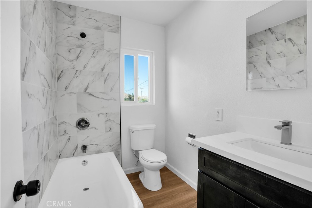 7453 Condalia Avenue Property Photo 25