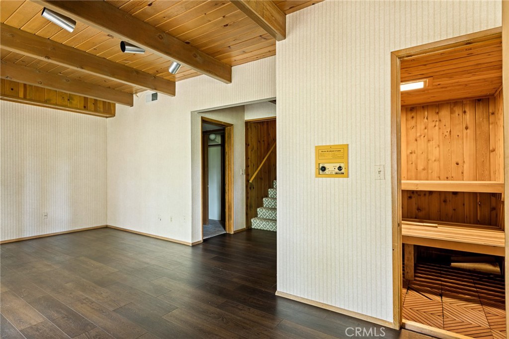109 Old Toll Property Photo 41