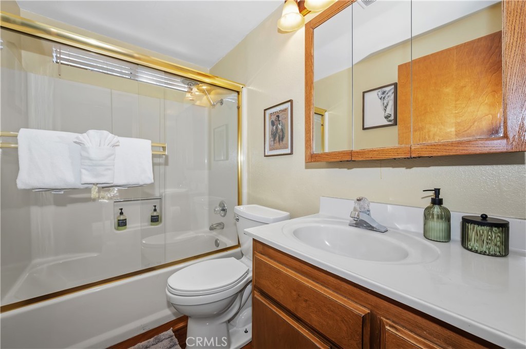 1100 Cedar Mountain Property Photo 16