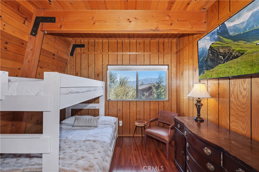 1100 Cedar Mountain Property Photo 17