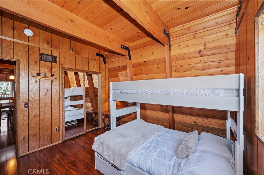 1100 Cedar Mountain Property Photo 18