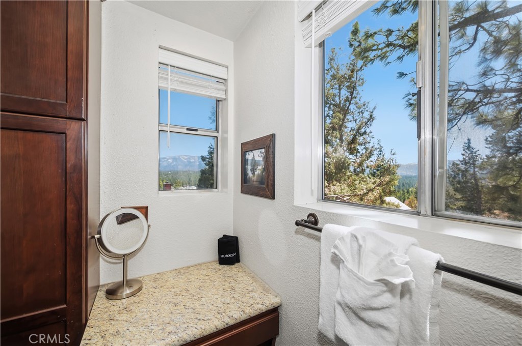 1100 Cedar Mountain Property Photo 25