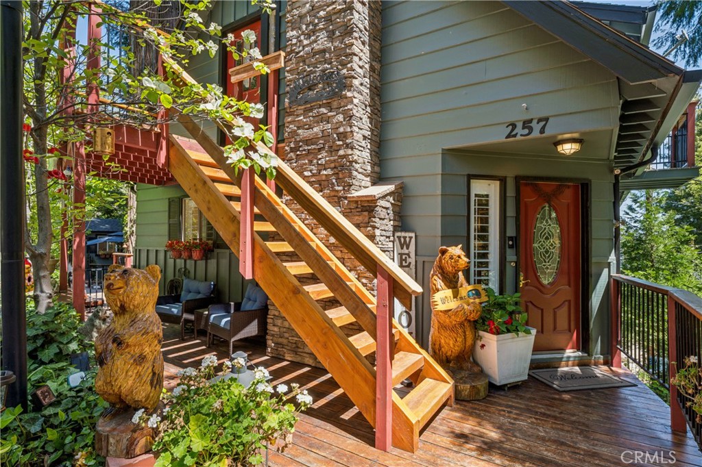 257 Corona Circle Property Photo 5