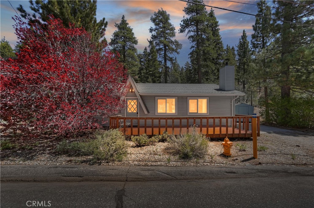 1099 Canyon Property Photo 1