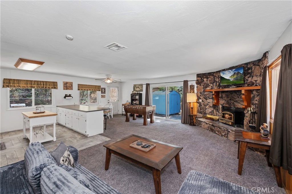 1099 Canyon Property Photo 7