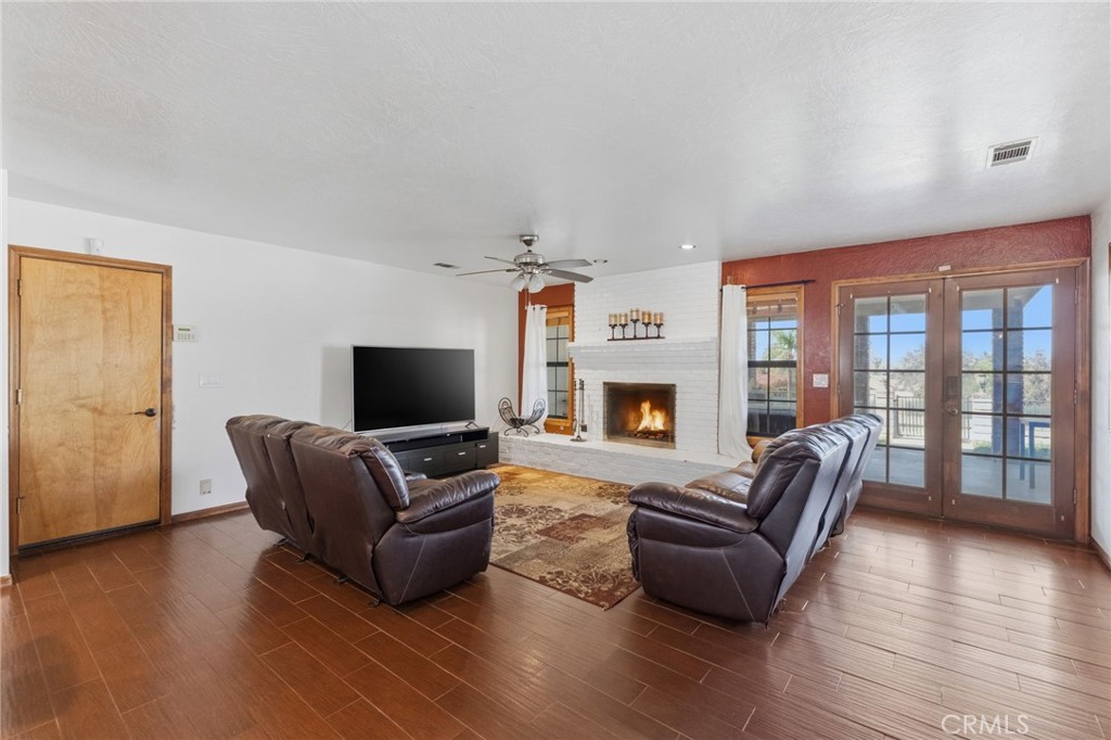 3185 Irvington Ave Property Photo 11