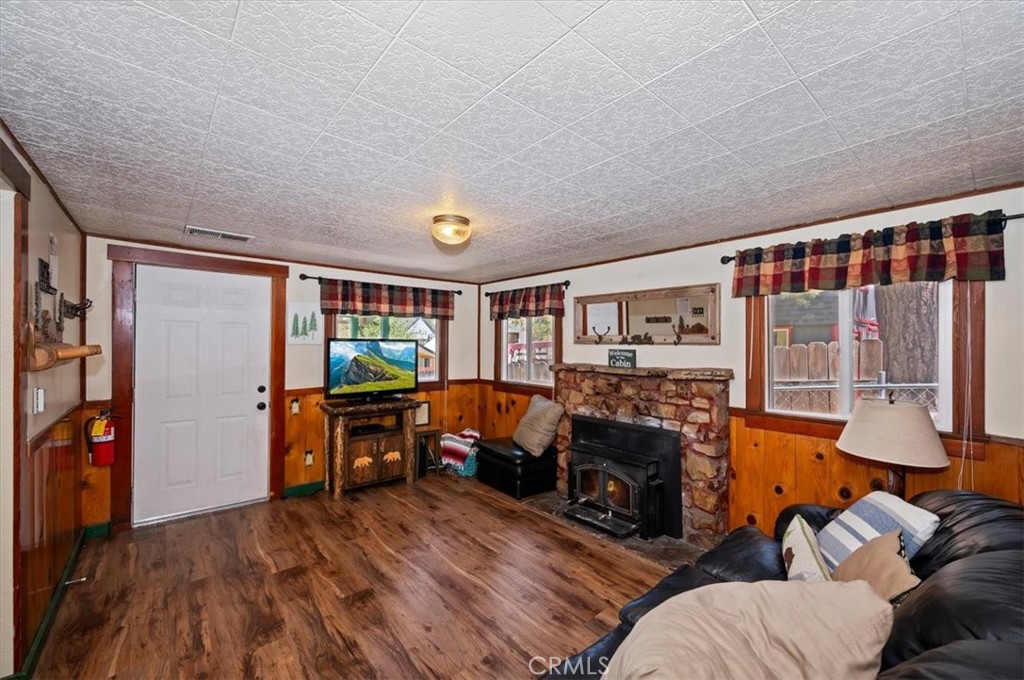 40159 Esterly Property Photo 8