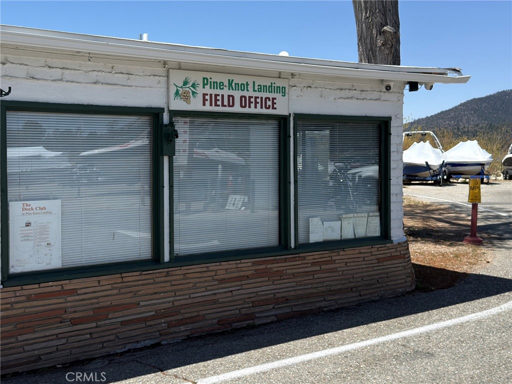 400 Pine Knot Blvd. E-27 Property Photo 2