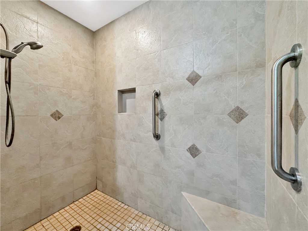 7736 Sugar Drive Property Photo 20
