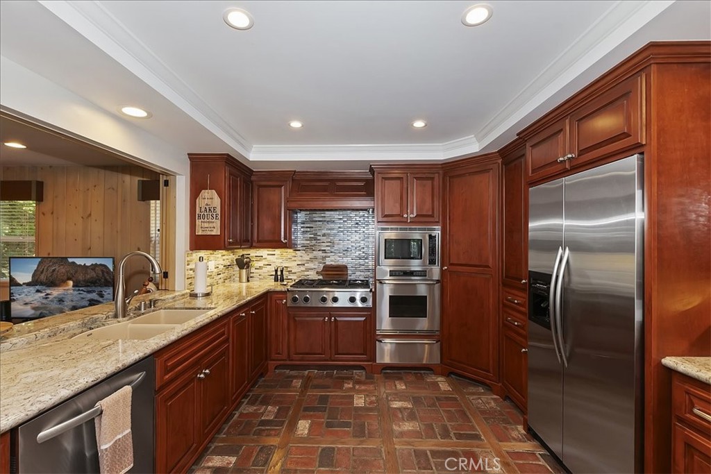 28018 Peninsula Property Photo 18