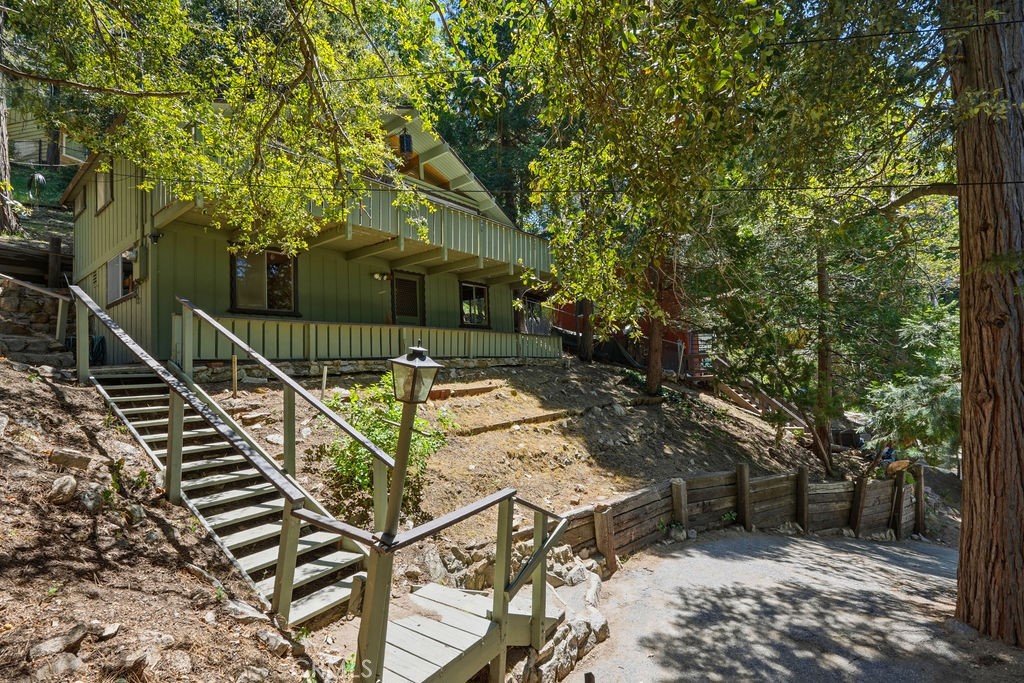 997 Berne Property Photo 3