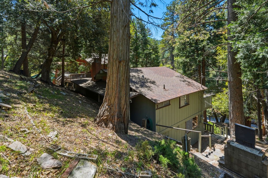 997 Berne Property Photo 24