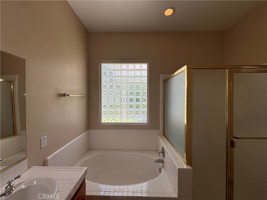 4913 Singing Hills Property Photo 17