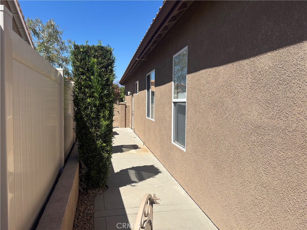4913 Singing Hills Property Photo 34