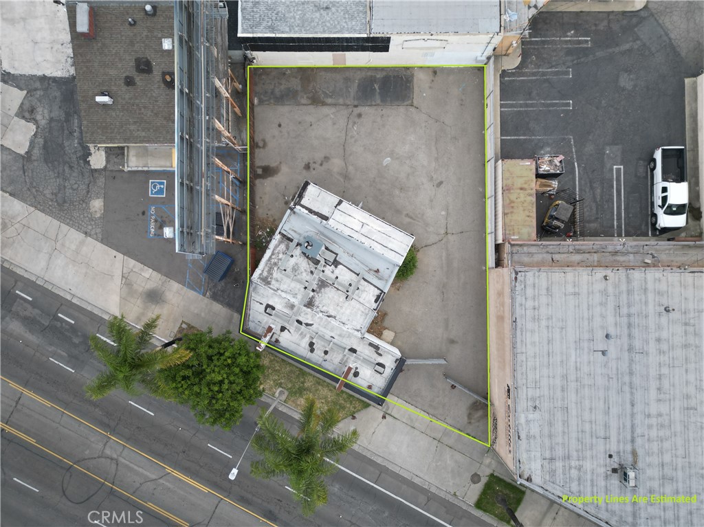 6682 Magnolia Avenue Property Photo 4