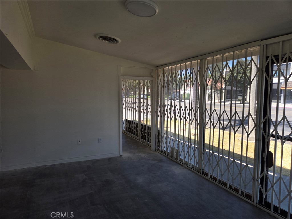6682 Magnolia Avenue Property Photo 10