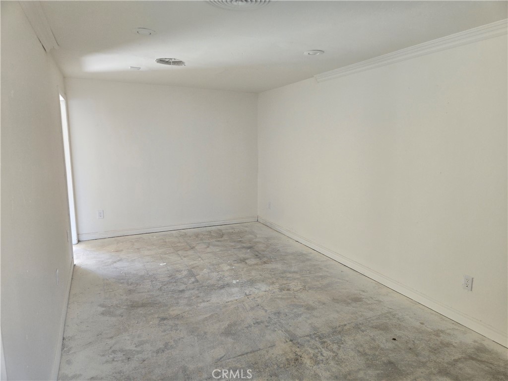 6682 Magnolia Avenue Property Photo 13