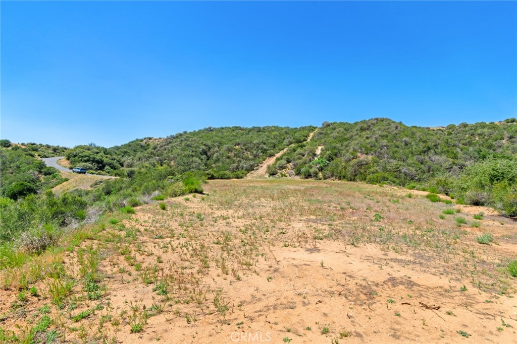 39551 Hidden Heights Drive Property Photo 8