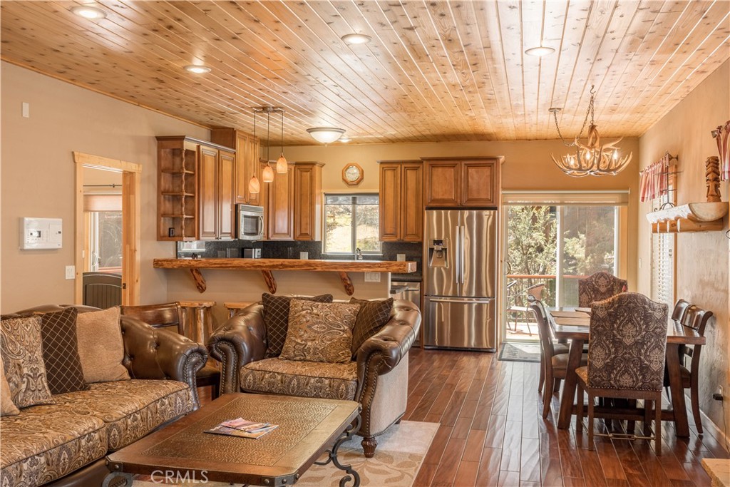 529 Bernhardt Property Photo 7