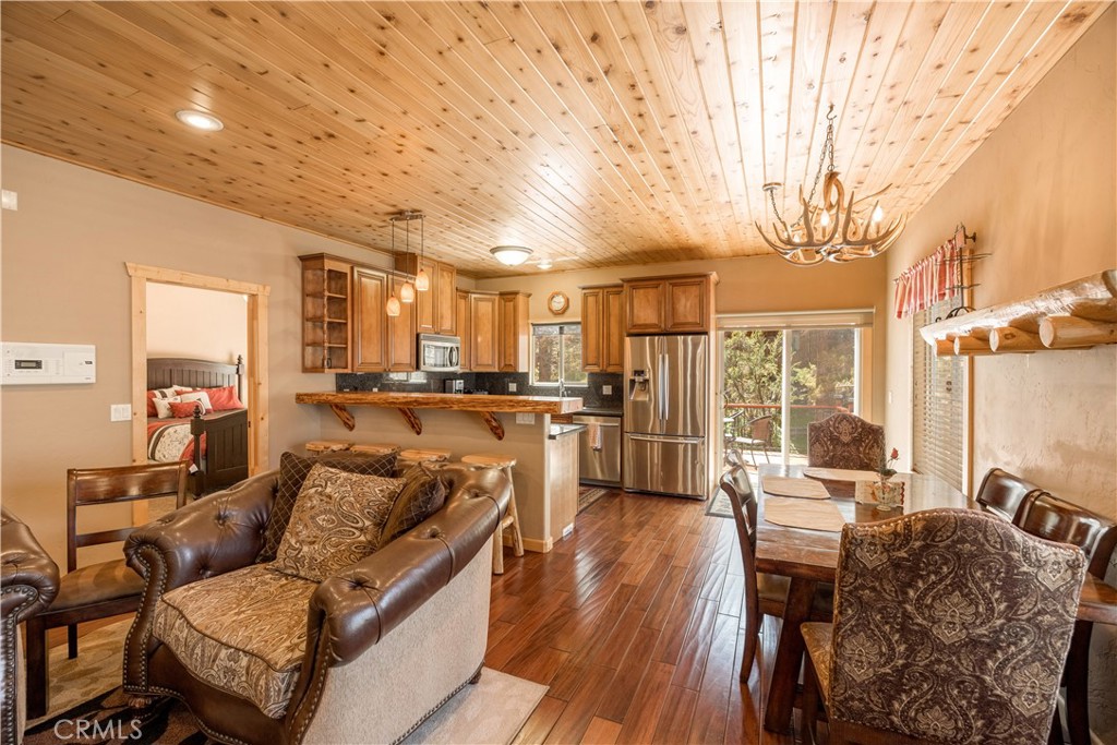 529 Bernhardt Property Photo 9